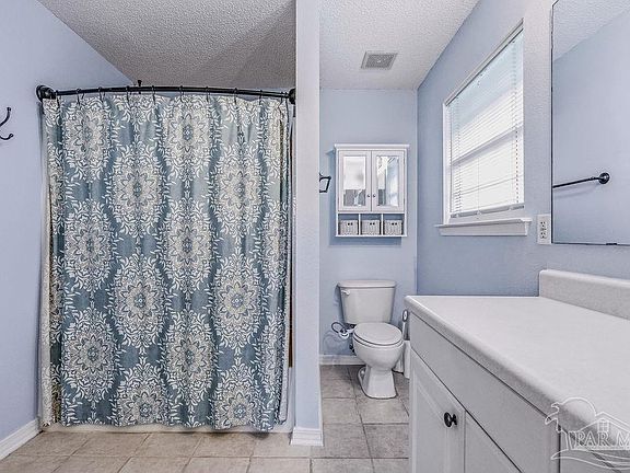 5th image of 8061 Conrad St