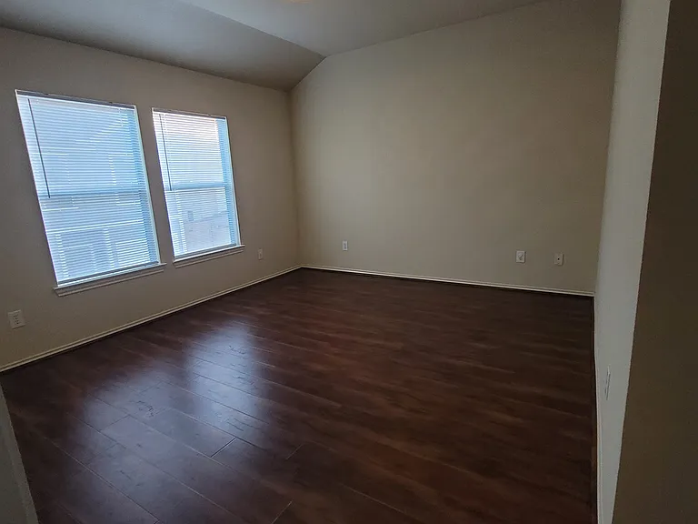 2709 Polk St — Photo 13