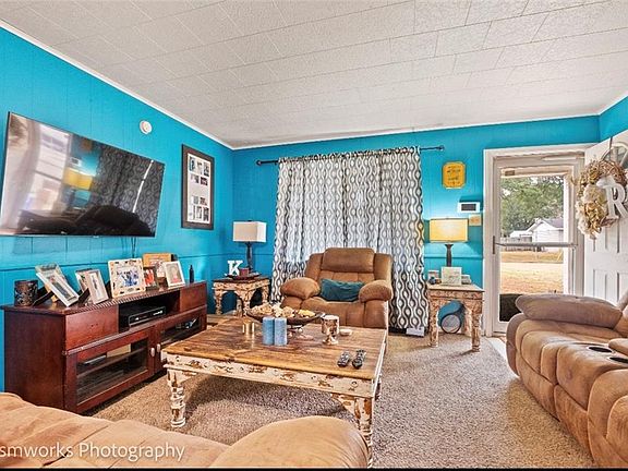 4th image of 5303 Connella Dr