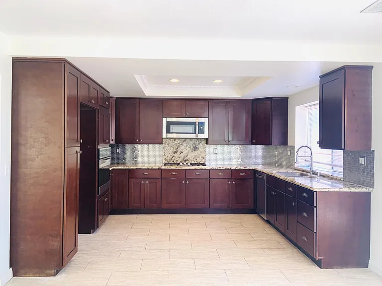 19 Belcanto — Photo 6