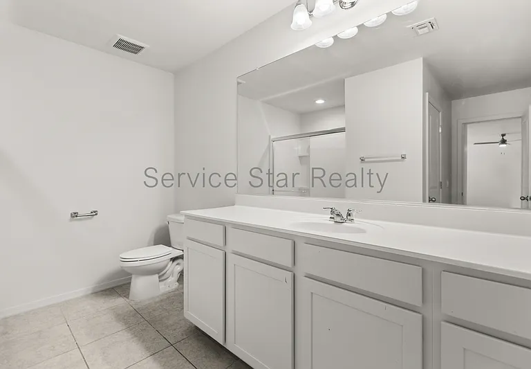 2402 E Alonso Dr — Photo 30