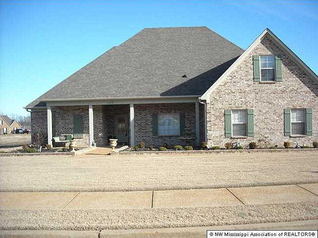 1st image of 1740 Robertson Place Dr