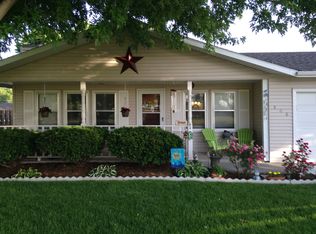 808 Russian Olive Rd, North Platte, NE 69101