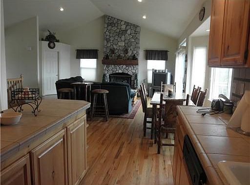 3rd image of 28209 Arbon Ln