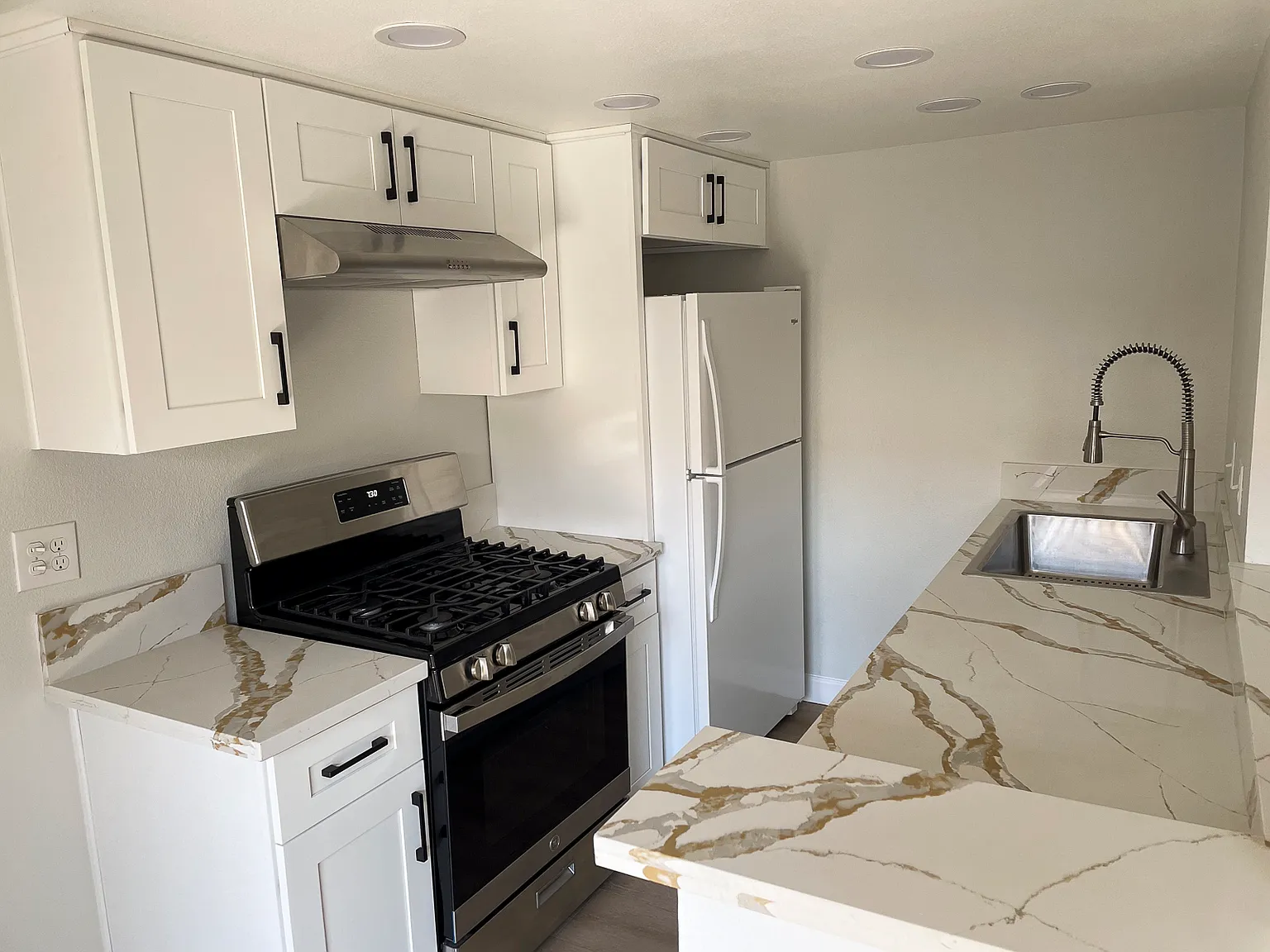 1 bed, 650 sqft, $2,095 — Photo 2