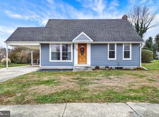 112 Oakleigh Dr, York, PA 17402