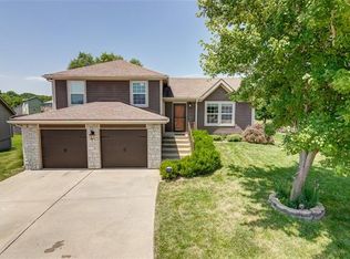 11512 N Booth Ave, Kansas City, MO 64157