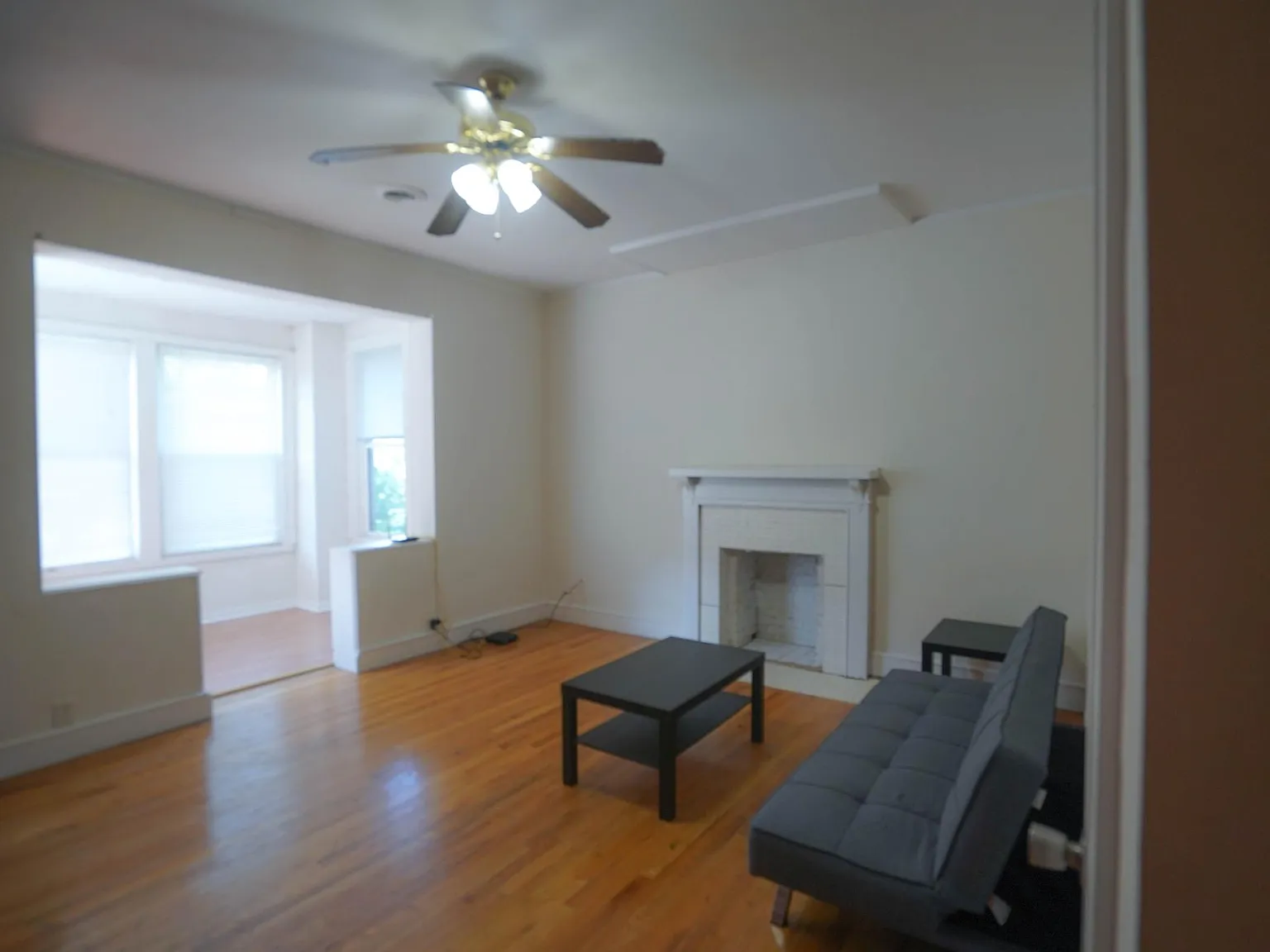 2 bed, 1050 sqft, $1,595 — Photo 1