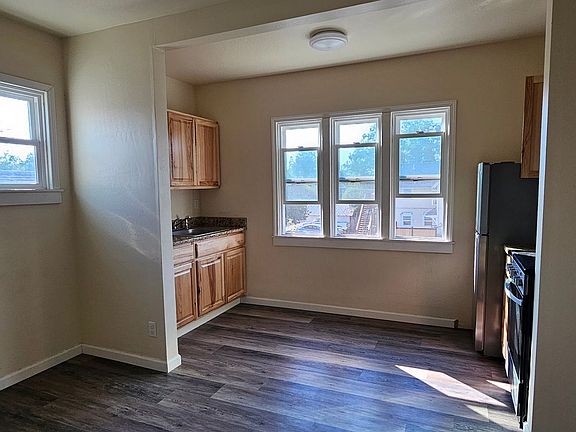 2nd image of 243-245 N Holly St #3