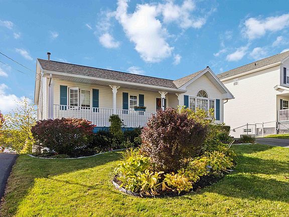 3rd image of 62 Bucheron Cres