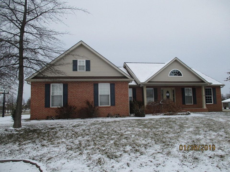 2nd image of 320 Torrington Ln