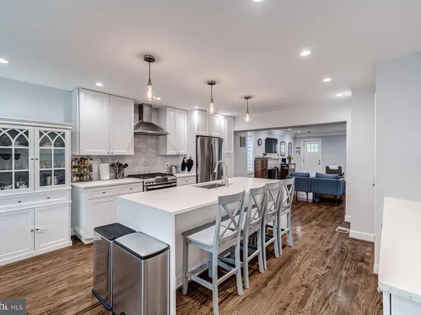 4636 Verplanck Pl NW, Washington, DC 20016