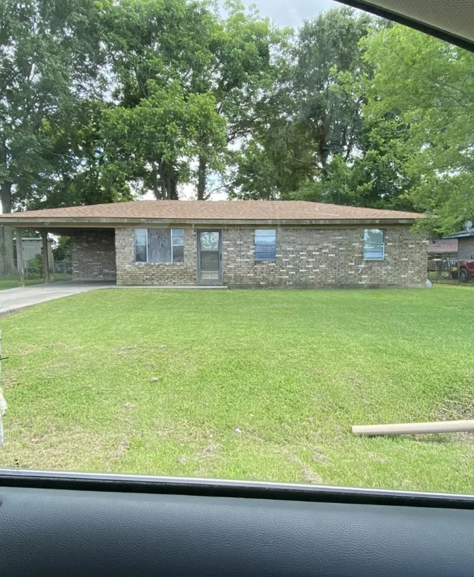 307 Guilbeau Rd — Photo 1