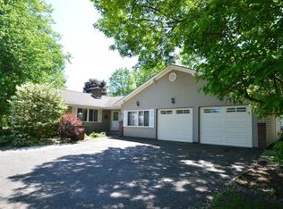 51 Spinley Ct, Rochester, NY 14626