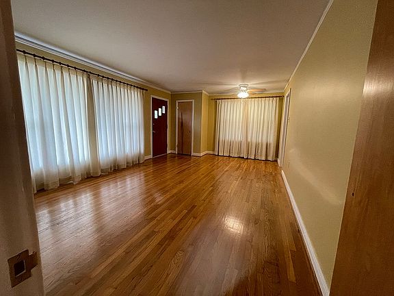5th image of 1347 Skyline Dr