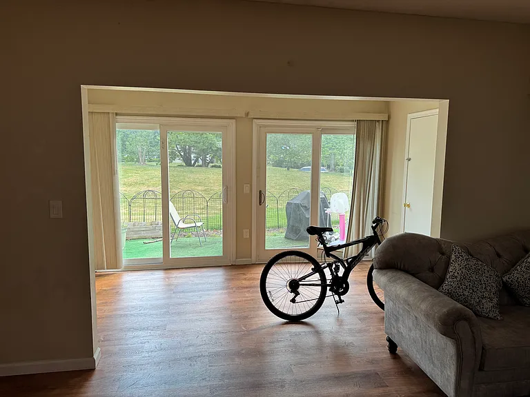 6 Townsend Ct — Photo 10
