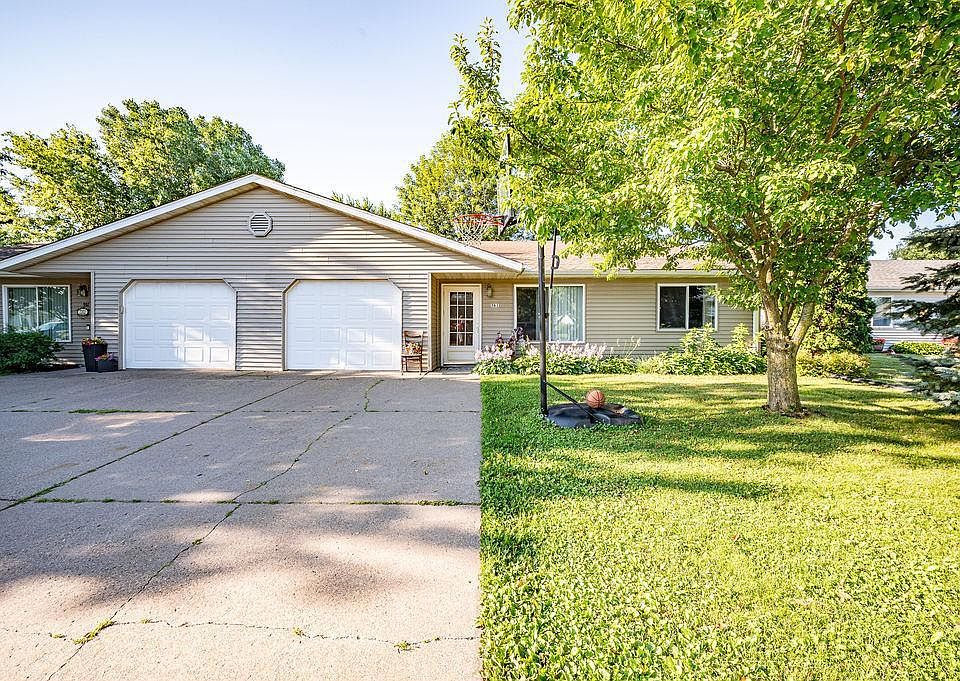 1st image of 561 Burton Cir