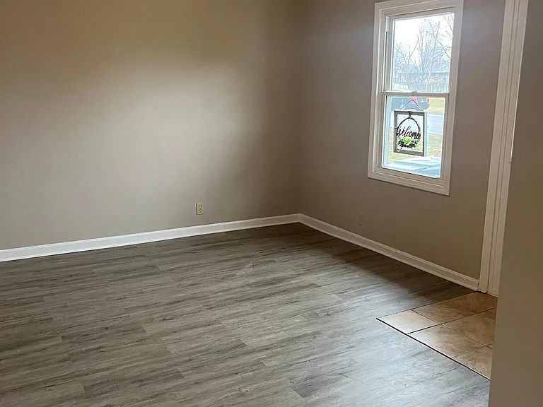 1121 Perkins Dr #A — Photo 2