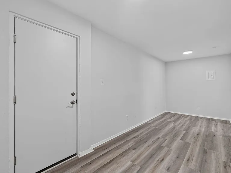 5821 Field Pl NE — Photo 12