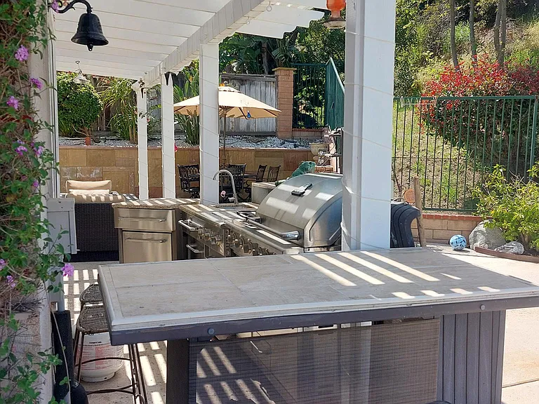 4215 San Ramon Dr — Photo 15
