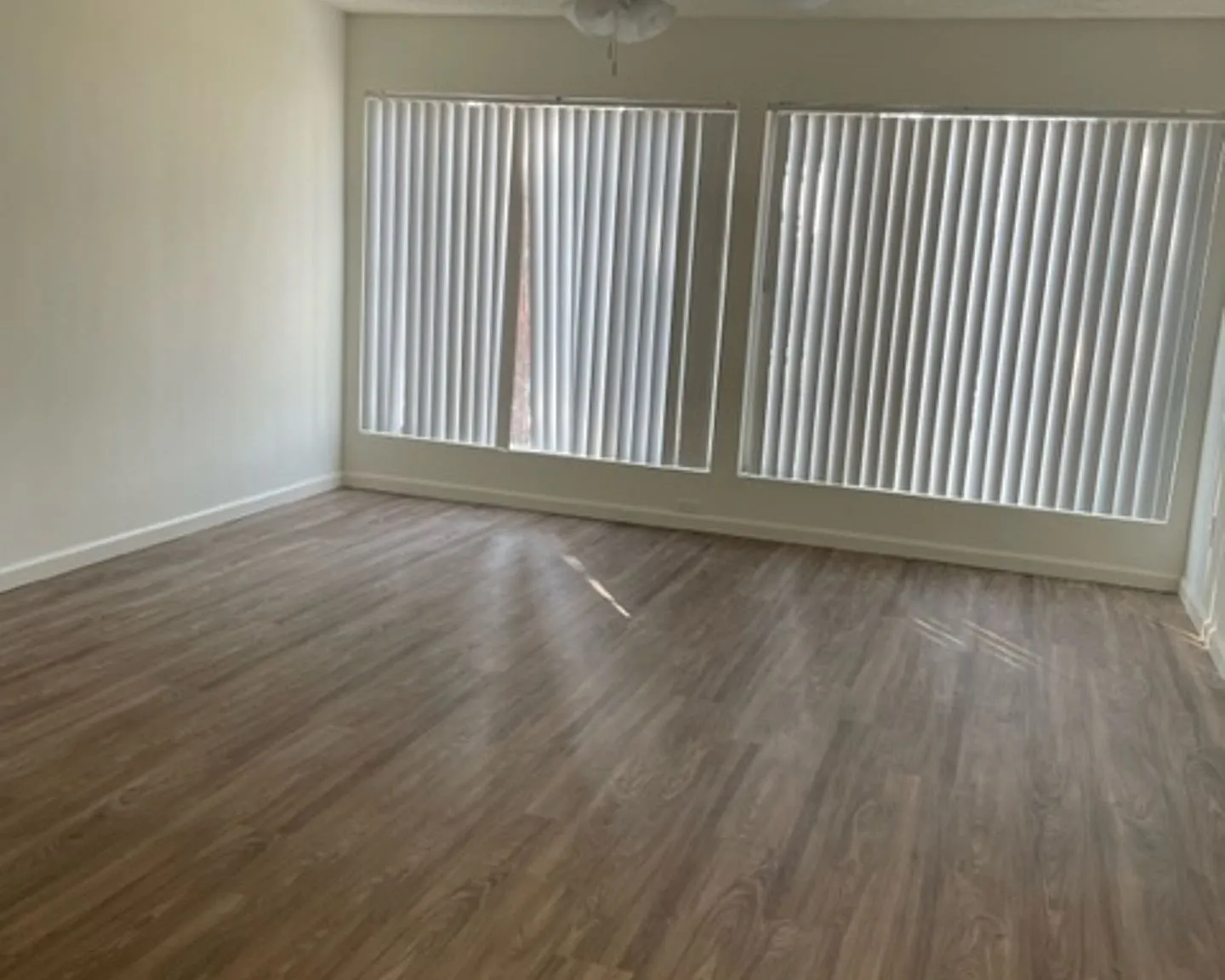 102 - Vista Bonita Apts. — Photo 2