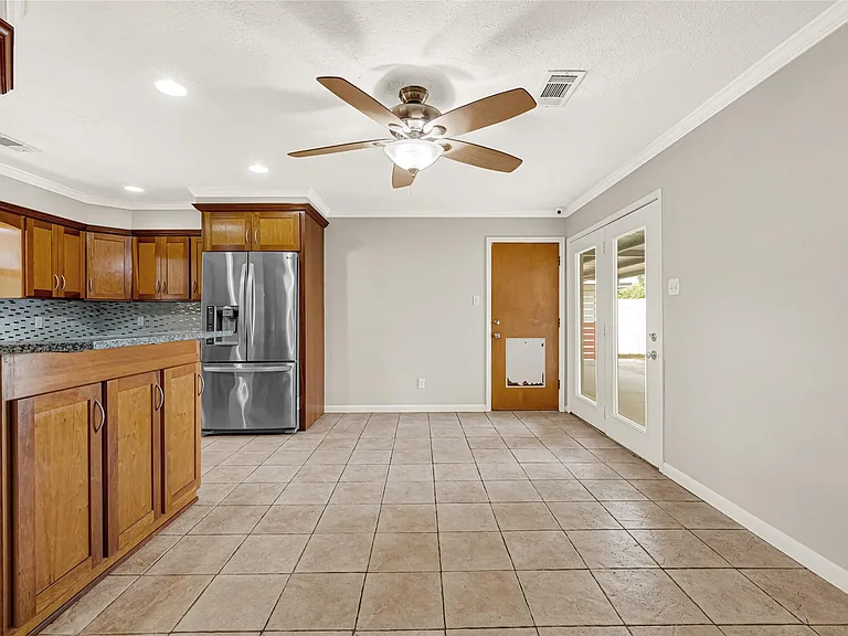 9927 Southport Dr — Photo 8