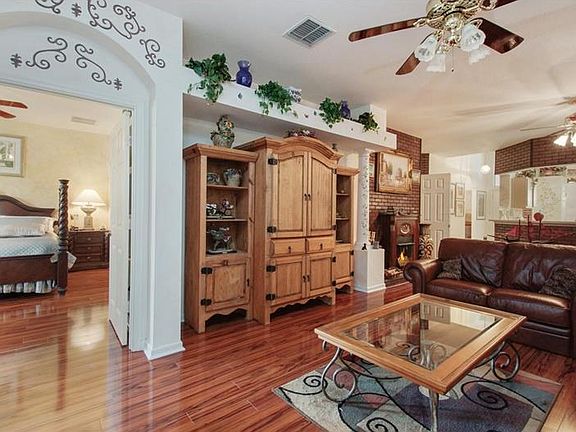 5th image of 3196 River Branch Cir
