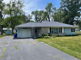 3347 E Leafdale Ave, Decatur, IL 62521