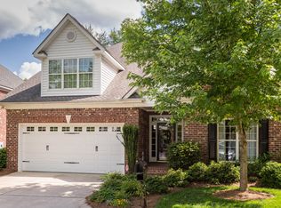 16 Hines Park Ln, Greensboro, NC 27455