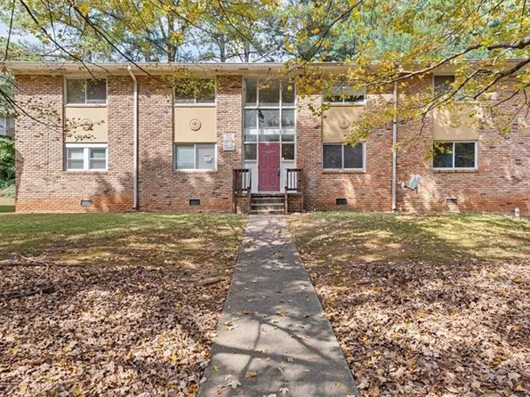 1627 Line Cir, Decatur, GA 30032