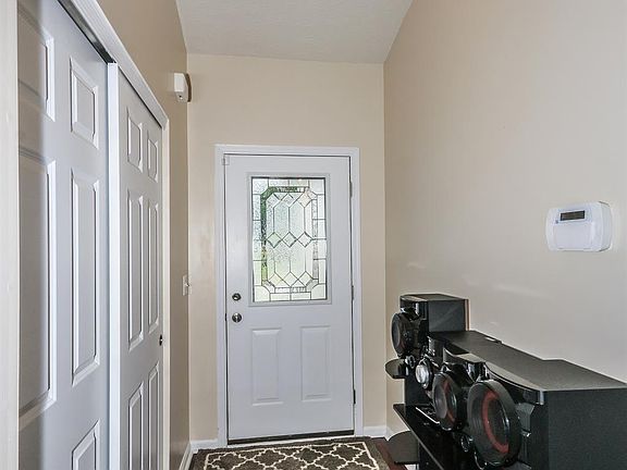 4th image of 10234 Goldeneye Dr
