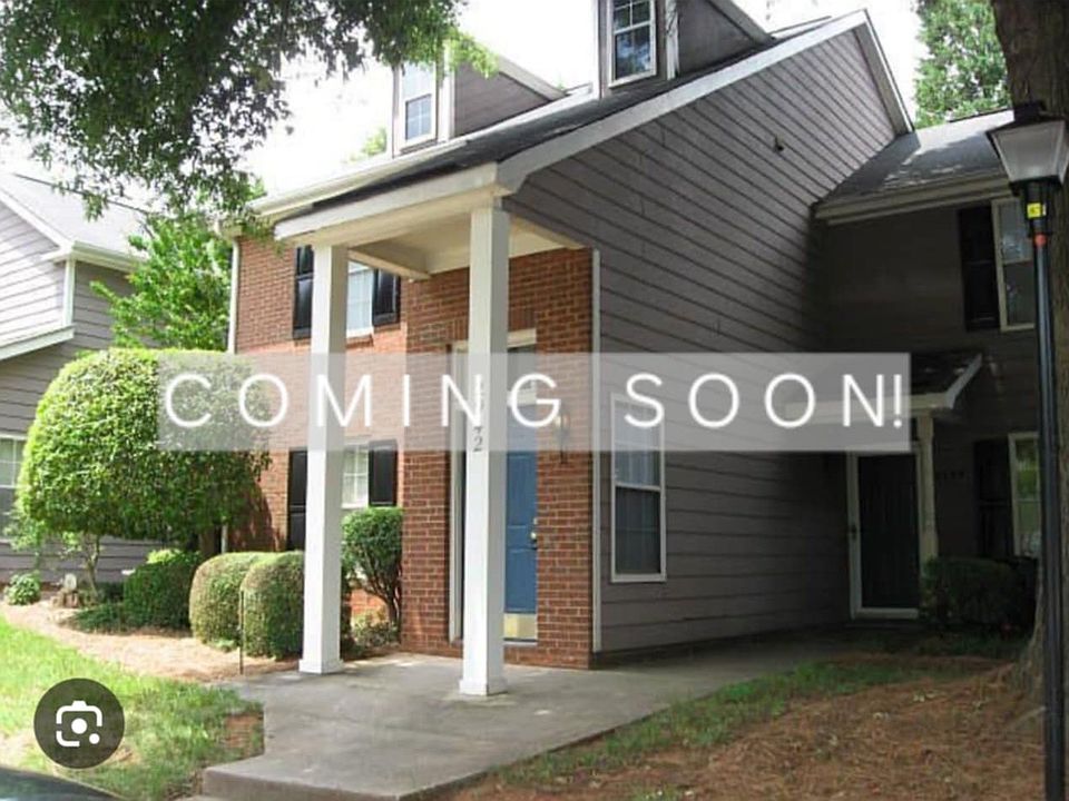 1st image of 2942 Iron Gate Ln