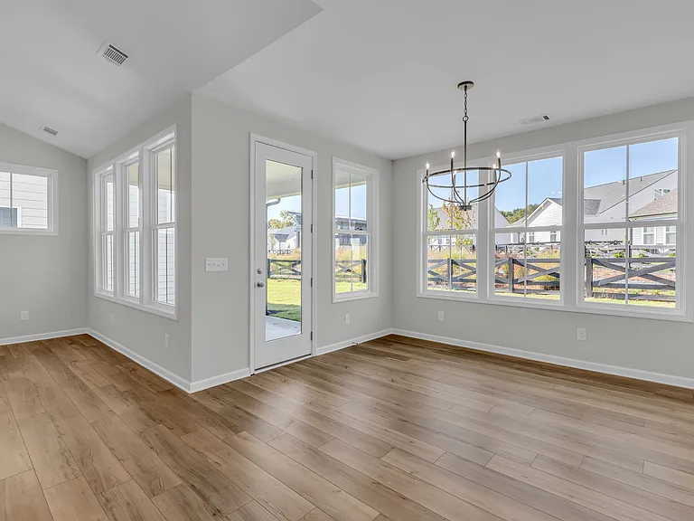 2823 Butlers Green Cir — Photo 6