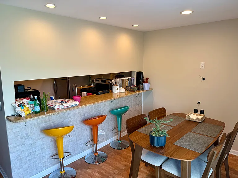 835 Waterview Cir #5 — Photo 17