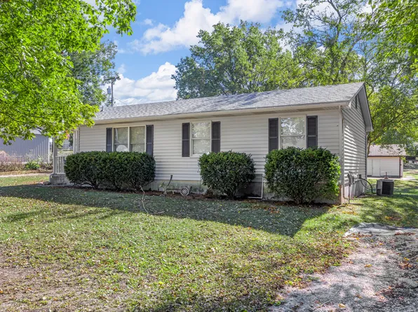 115 E Sycamore Rd, Old Monroe, MO 63369