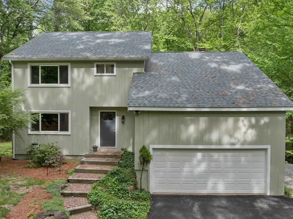 208 Liberty Hill Road, Bedford, NH 03110