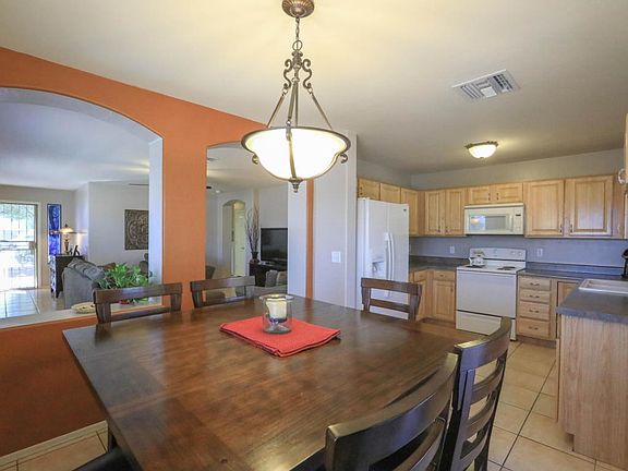 4th image of 2932 N Chante Ct