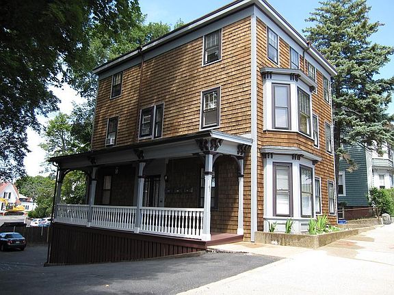 Apartment on the 1st floor.