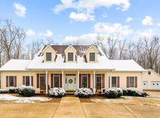 1018 Gilmer Dr, Centerville, TN 37033