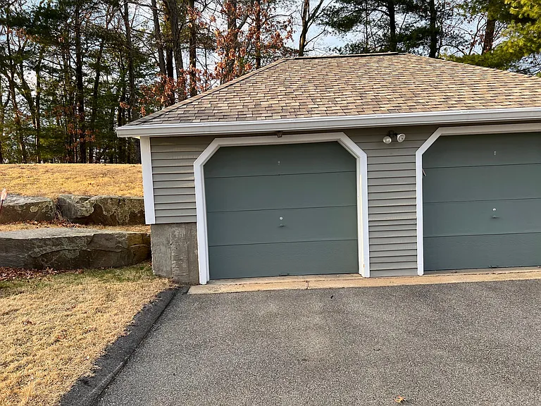 60 Heather Ct — Photo 16