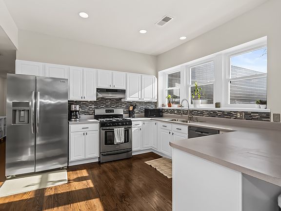 5th image of 4817 S Evans Ave APT 2S