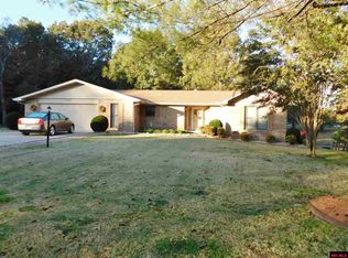 305 Sheffield Dr, Lakeview, AR 72642
