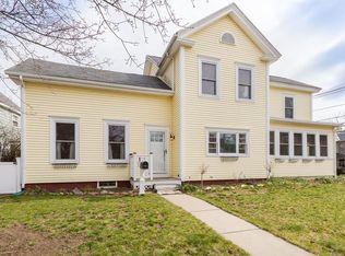 11 Colchester St, Amesbury, MA 01913