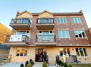 564 19th St, Brooklyn, NY 11218