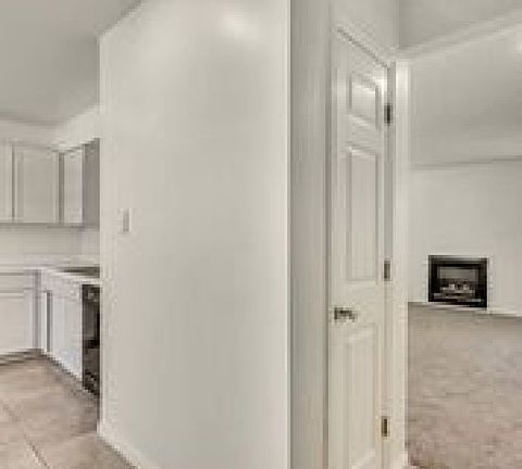 4th image of 5723 W Loch Raven Ct