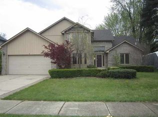 20773 Wolf Dr, Macomb, MI 48044