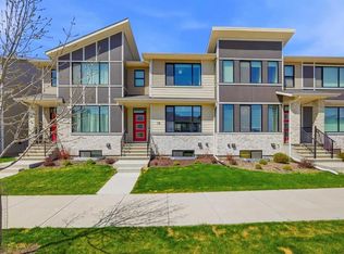 78 Belvedere Ave SE, Calgary, AB T2A 7G5
