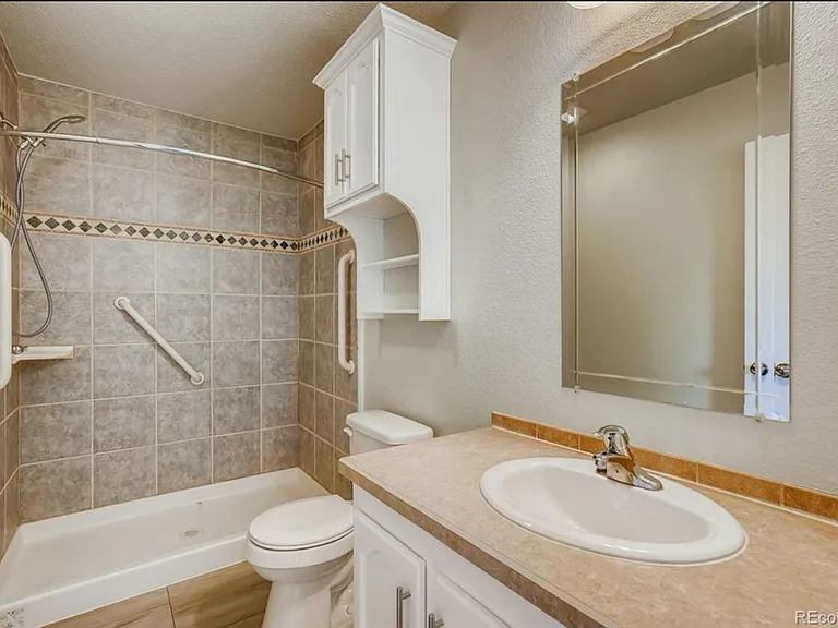 2503 Carriage Dr — Photo 18