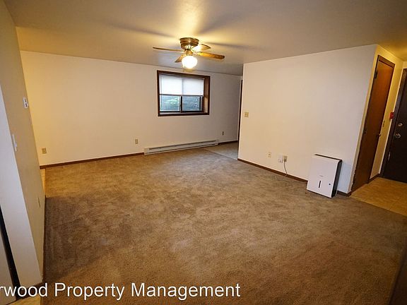 3rd image of 1610 Washington Ave APT 2
