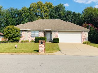 5610 S Jefferson Ave, Springfield, MO 65810